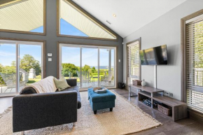 Sea La Vie 4 Bed Cottage with Ocean Views